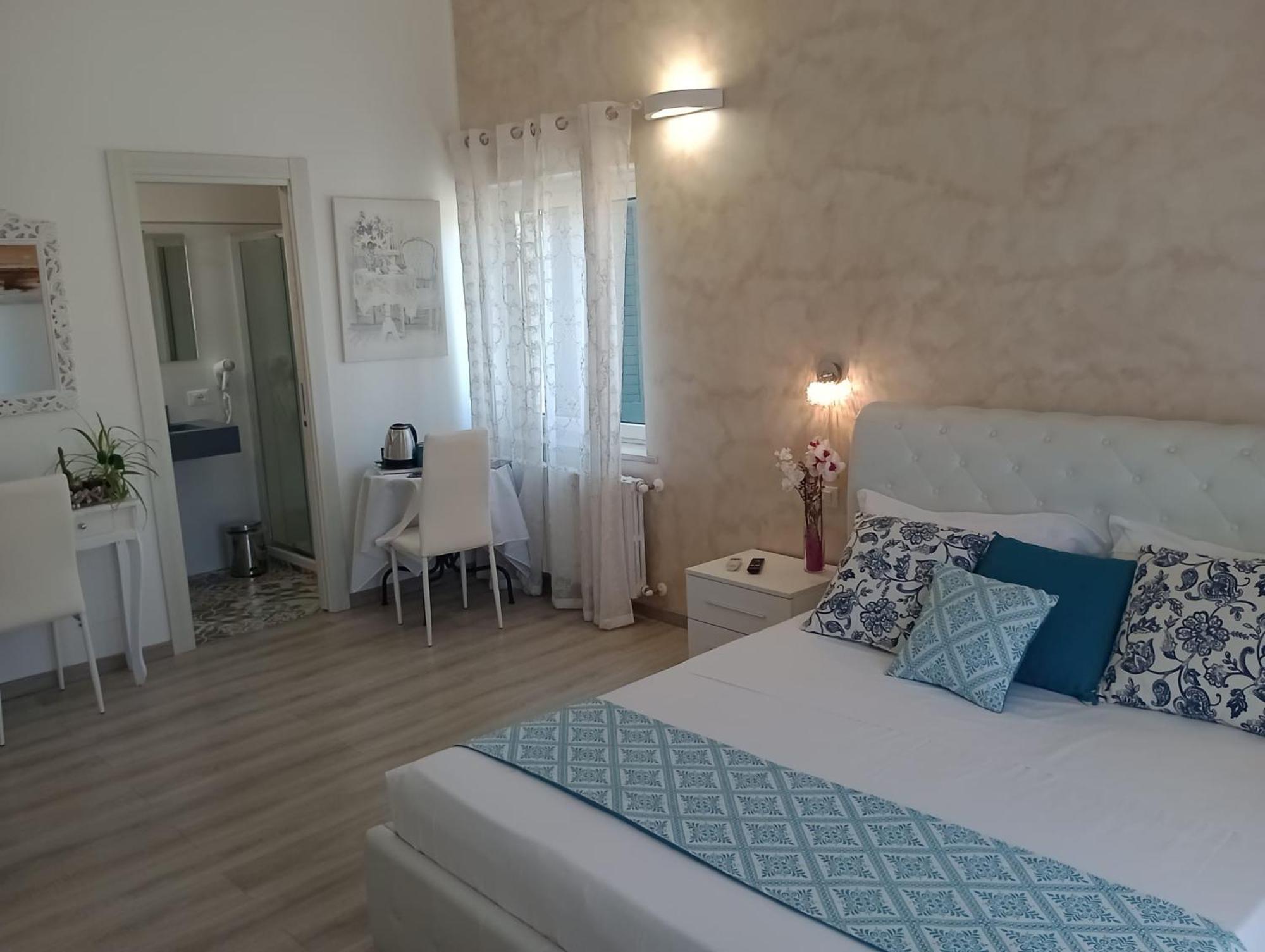 Viola Di Mare Rooms And Parking テルモリ エクステリア 写真