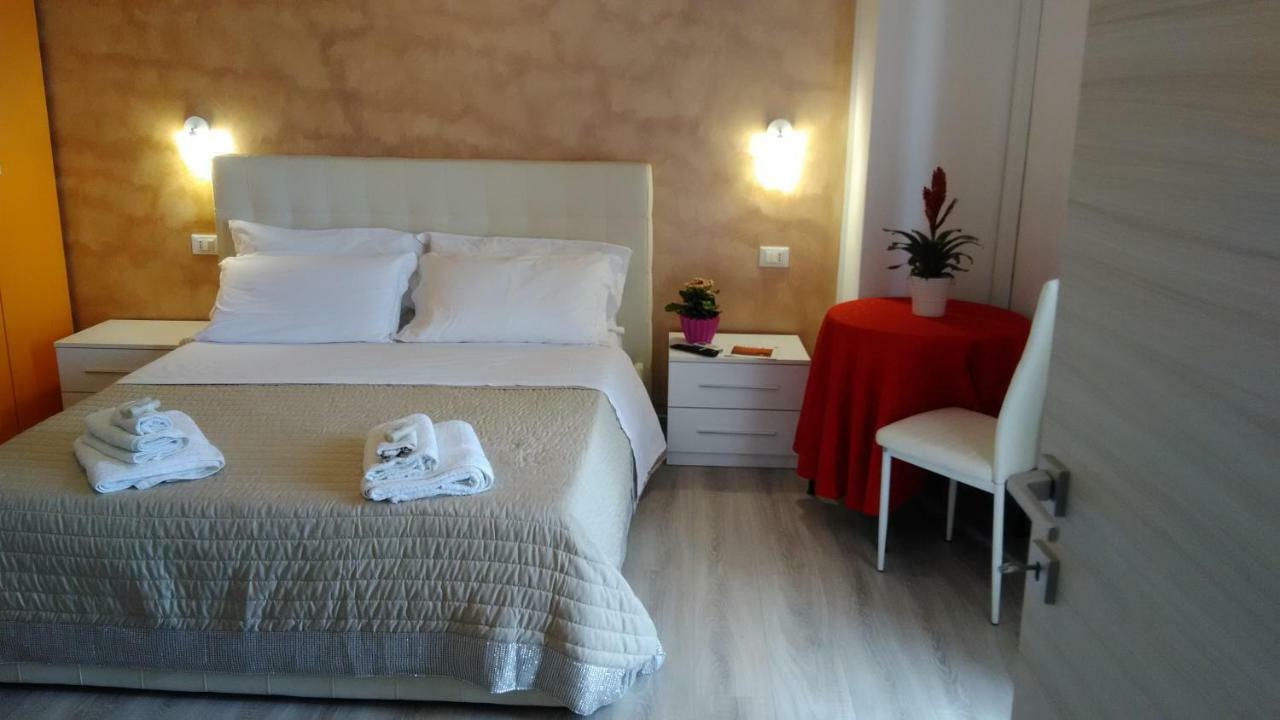 Viola Di Mare Rooms And Parking テルモリ エクステリア 写真